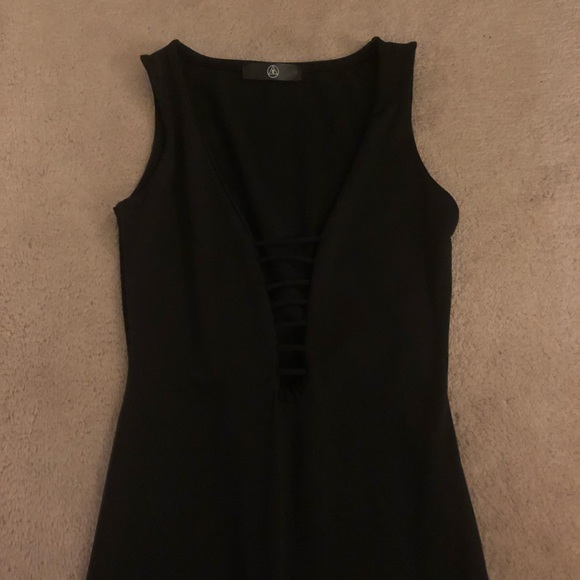 Missguided Ladder Cut Out Maxi Dress - Picture 5 of 8